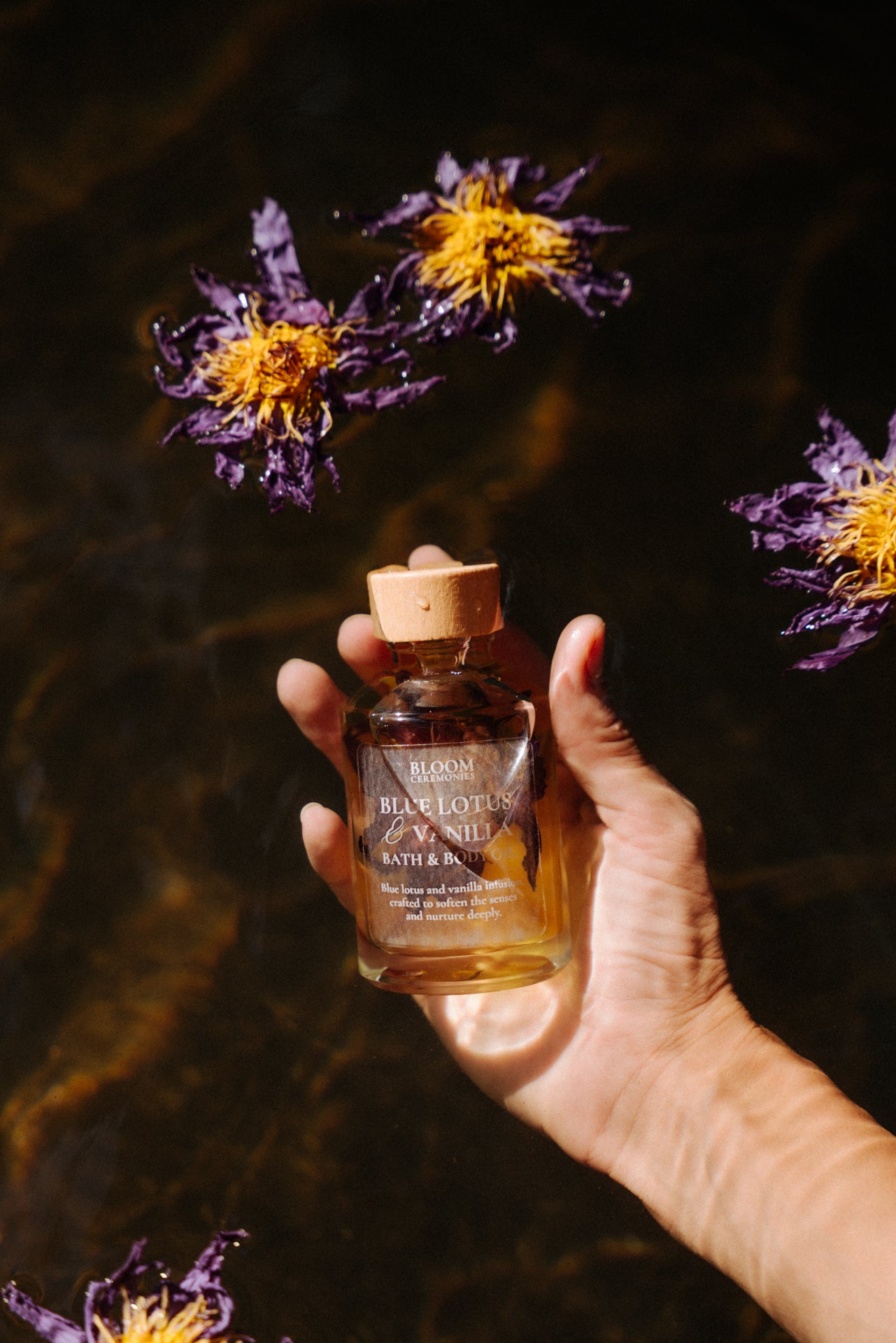 BLUE LOTUS & VANILLA bath & body oil